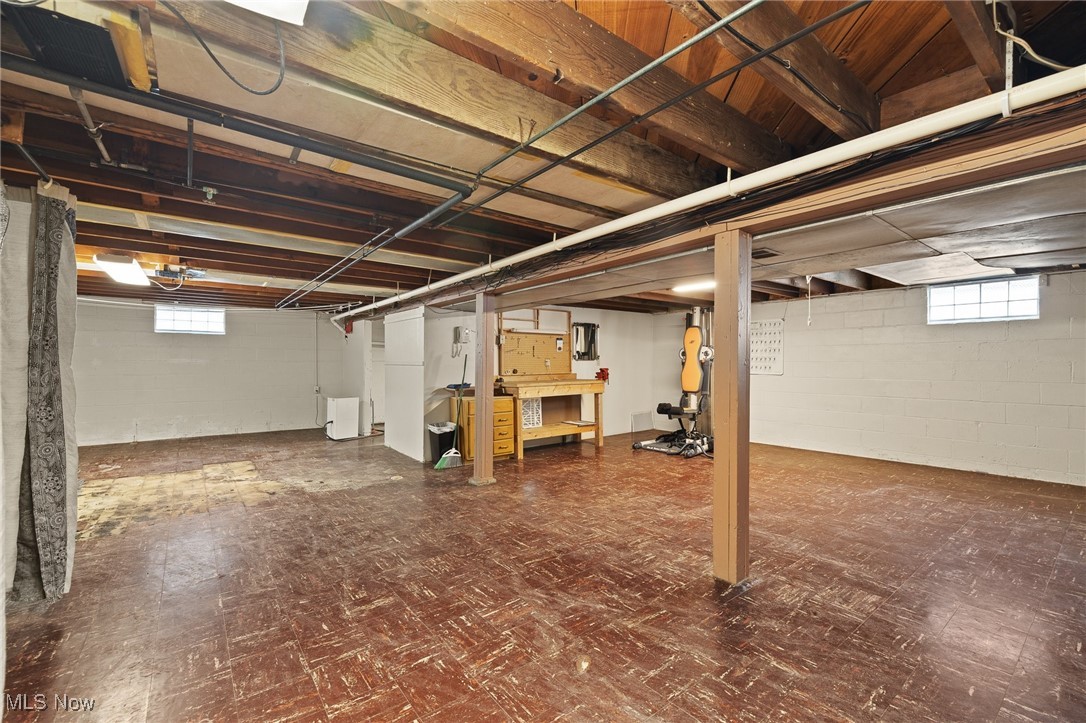 3577 Wadsworth Road, Barberton, Ohio image 22
