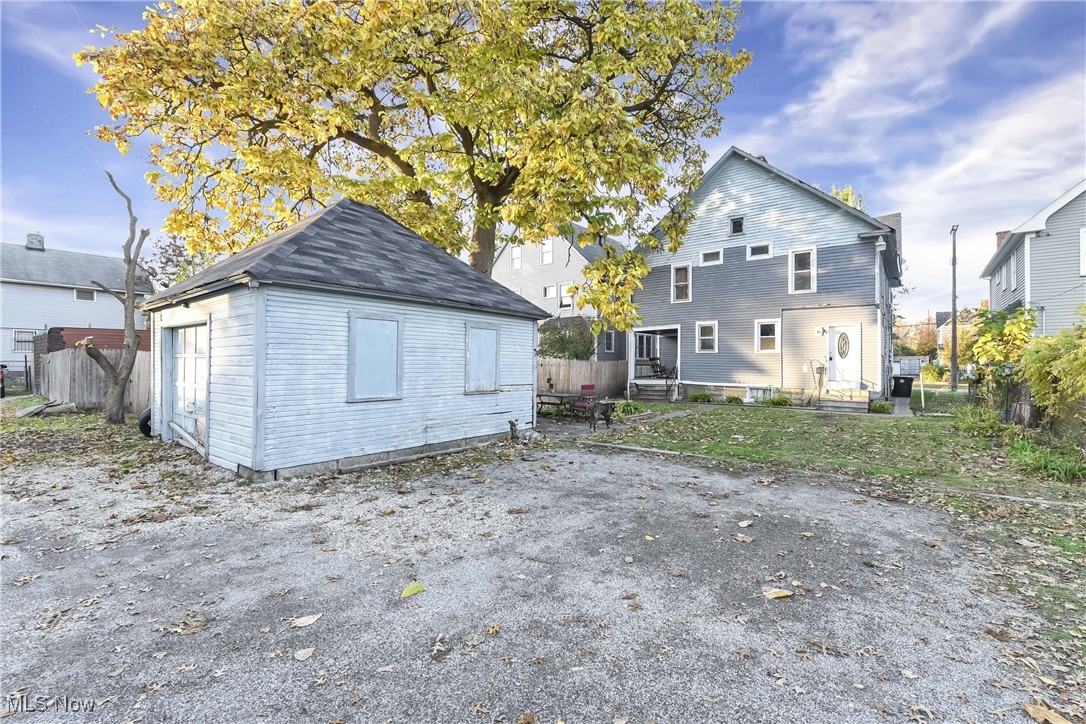 Bush & Gates Allotment - Residential Income