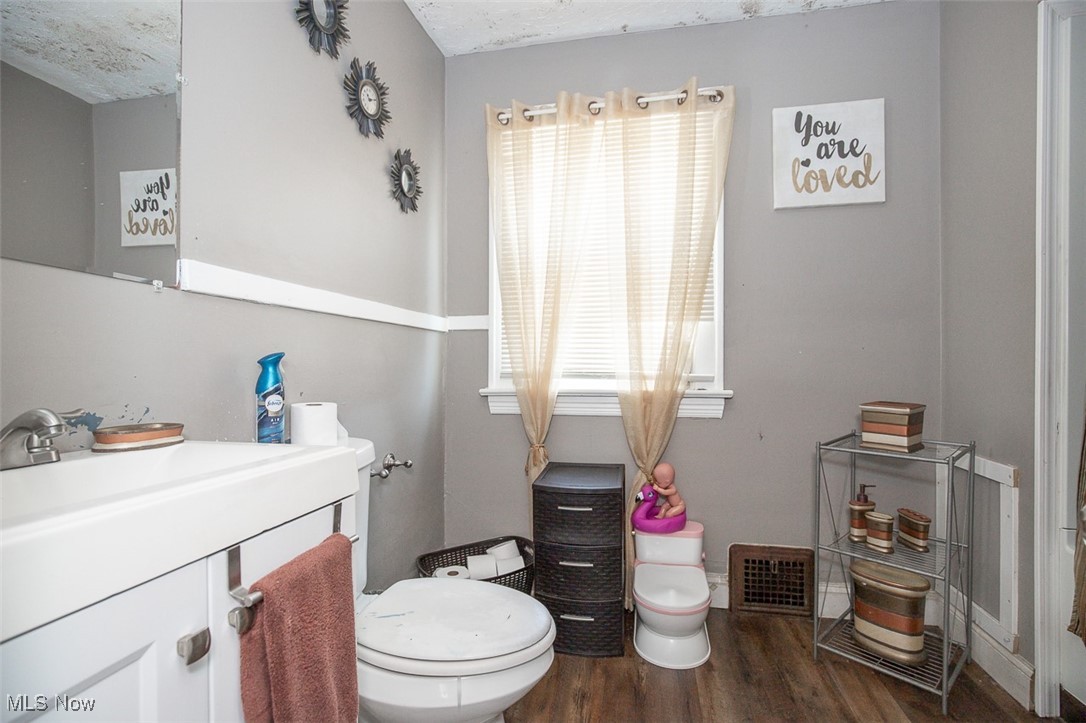 Conger Helper Realty Companys - Residential