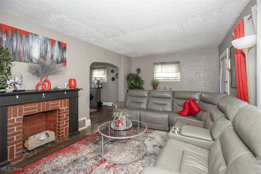 Conger Helper Realty Companys - Residential