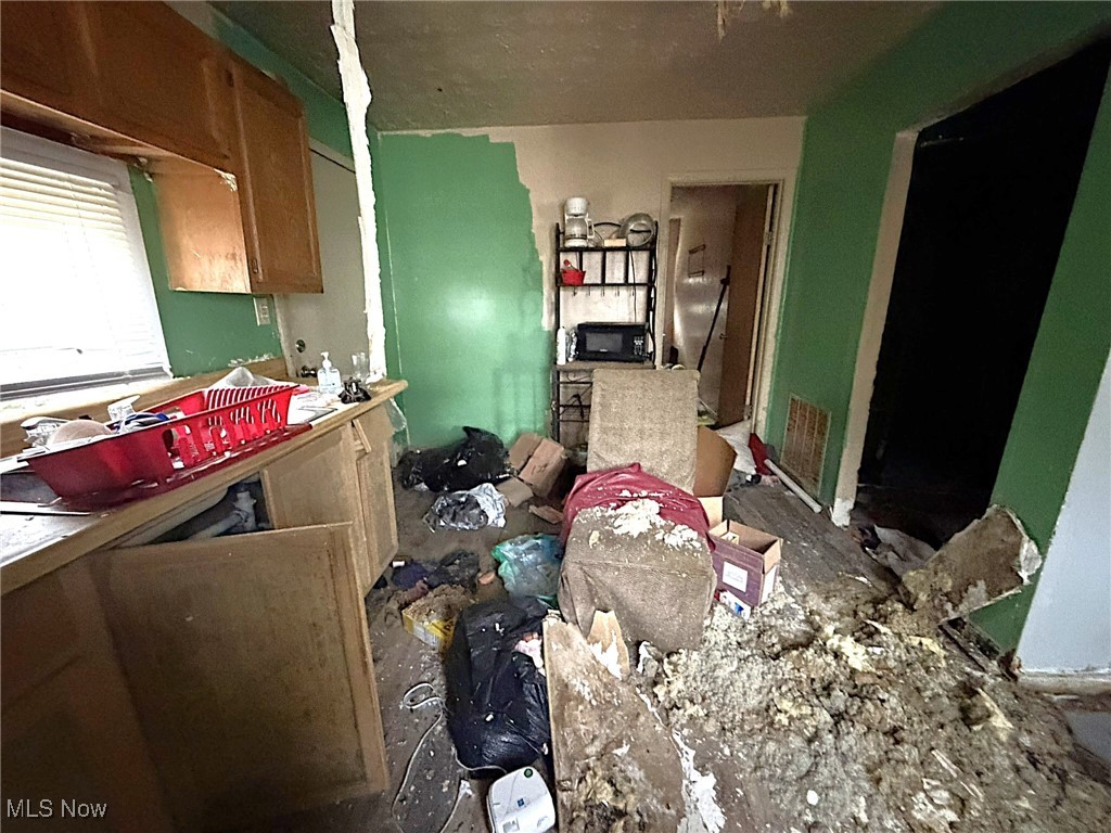 Lee Miles - Residential