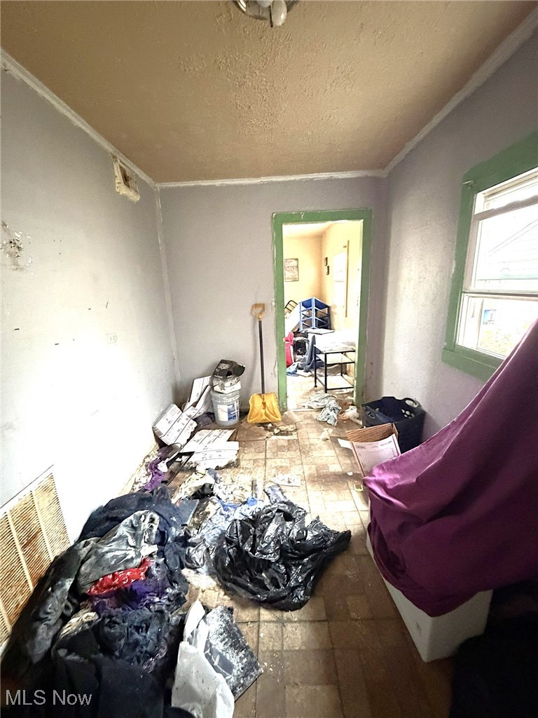 Lee Miles - Residential