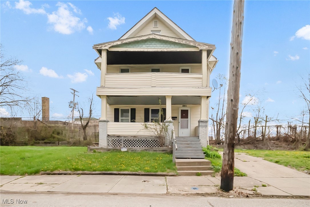 High-ROI Turnkey Duplex – Fully Occupied, 15% Cap Rate, Instant Cash Flow!
Do you like checks in the mail every month? Rare opportunity for real estate investors! This income-producing duplex is fully rented with stable, long-term tenants. Upstairs unit rents for $1,129/mo and downstairs for $1,269/mo, generating $2,398/month - $28,776/year in gross rental income.
At a purchase price of $129,000, that’s an impressive 15% capitalization rate with immediate positive cash flow. Both units have separate utilities, strong rental history, and is located close to shopping, dining, schools, and major highways. Perfect for buy-and-hold investors, 1031 exchange buyers, and cash-flow seekers. Low-maintenance investment property in a market with rising rents—add this turnkey rental property to your portfolio today!
WHEN OFFERING: Proof of funds required. Cash offers will be considered before offers contingent on bank financing. $2K EMD.
Cash Flow, ROI, Below Market, Handyman Special, rehab, as-is, motivated seller, must sell, relocation, estate sale, foreclosure, short sale, investment property, income property, developing area, high growth area, potential, add value