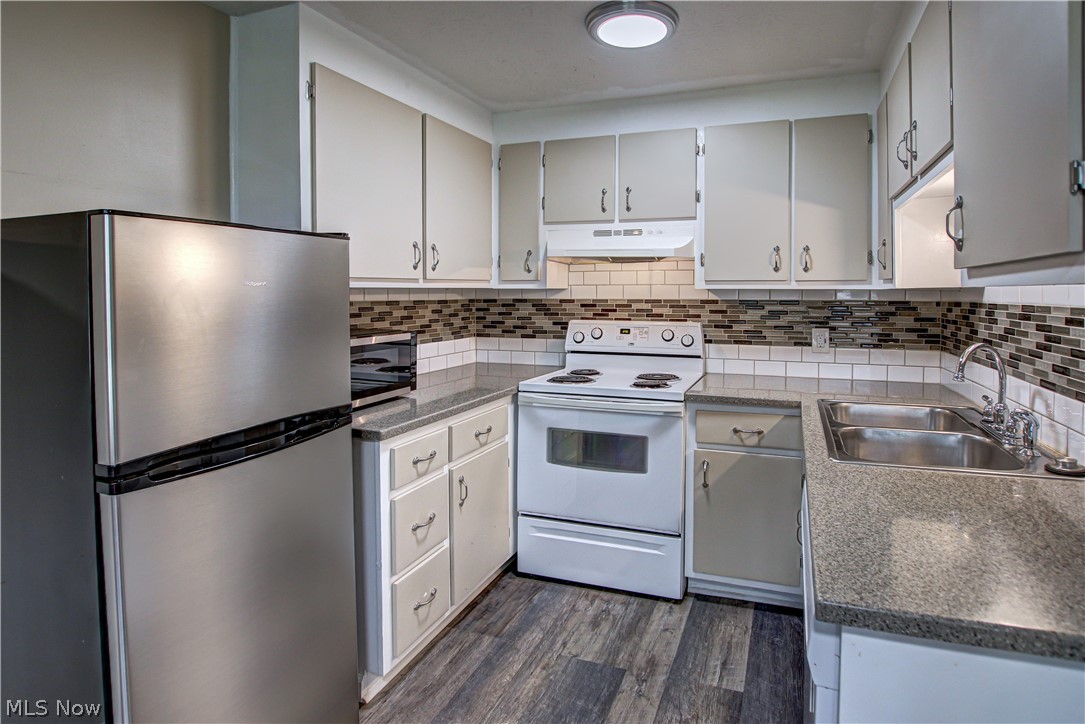 Huntington Park - Residential