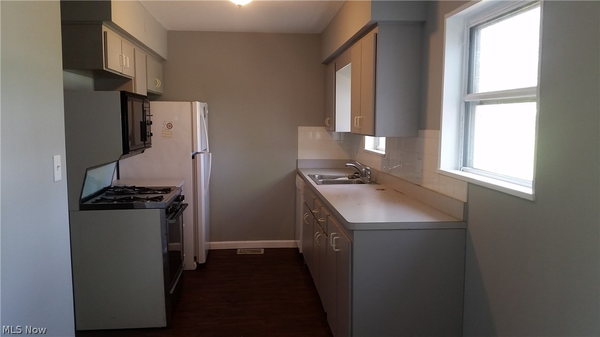 Cliffview Land Company's - Residential