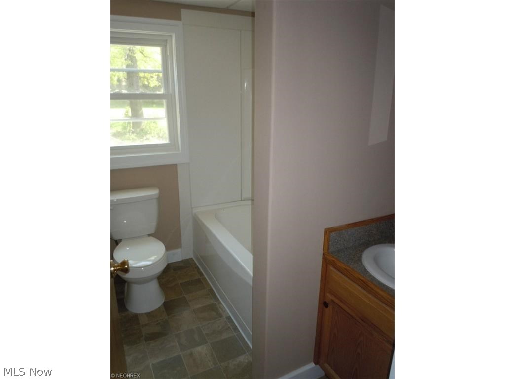 Akron - Residential Lease