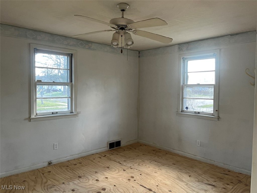 432 Smith Street, Niles, Ohio image 6