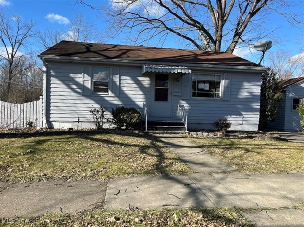 432 Smith Street, Niles, Ohio image 1