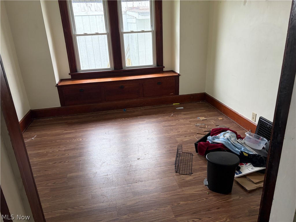 Niles City - Residential