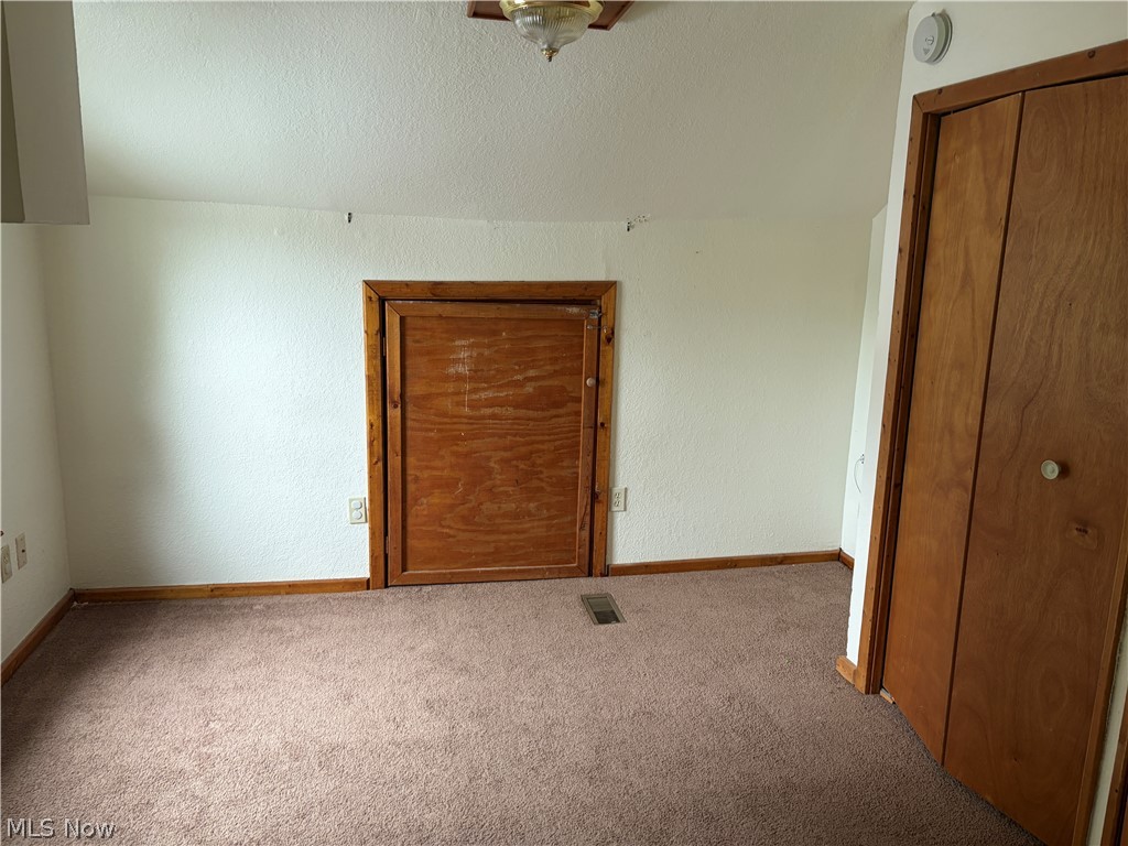 Niles City - Residential