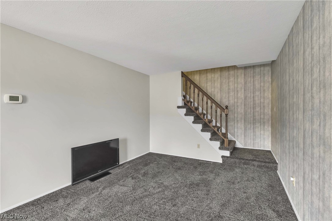 Pinecrest - Residential