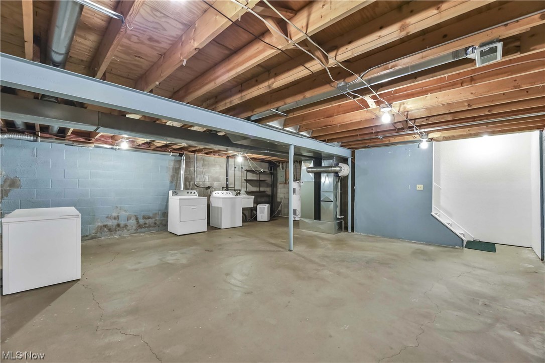 Pinecrest - Residential