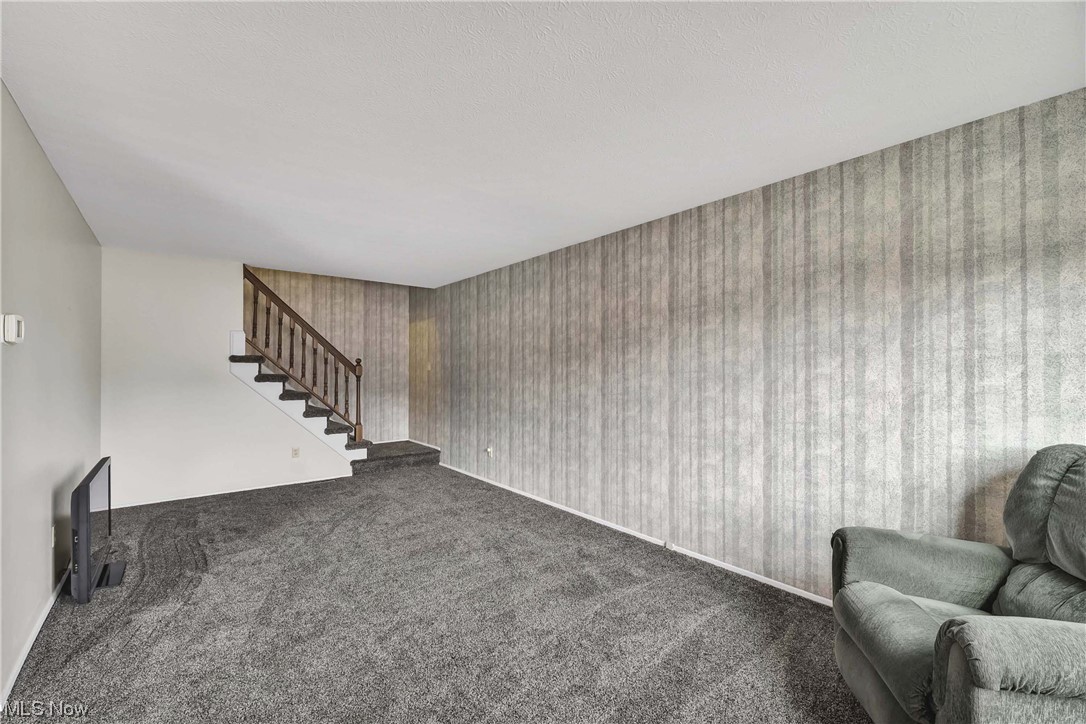 Pinecrest - Residential