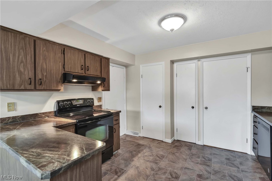 Pinecrest - Residential