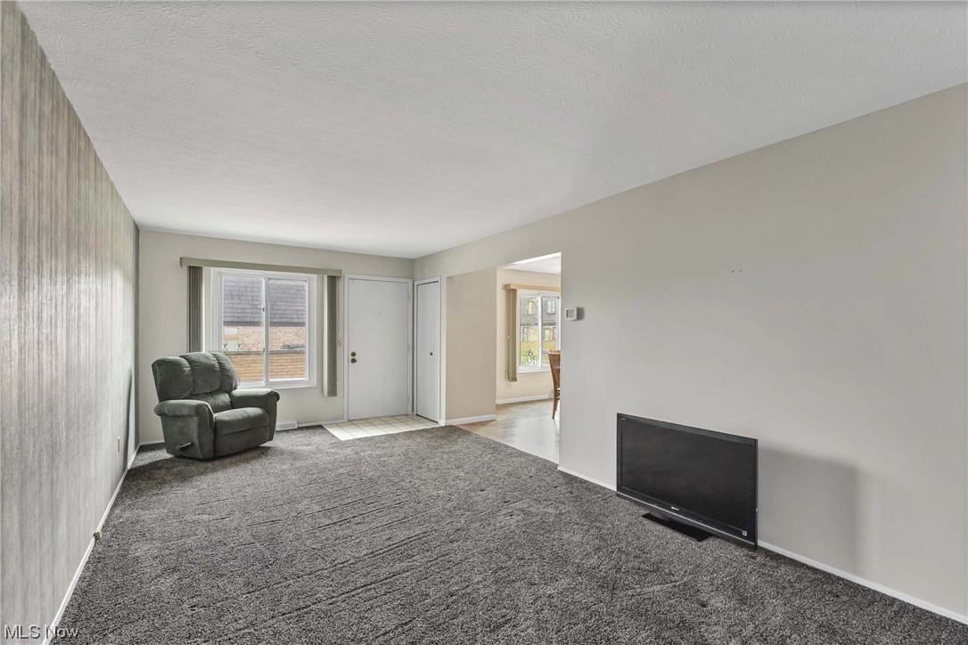 Pinecrest - Residential