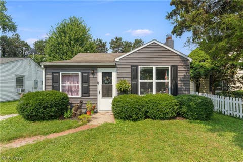 Homes For Rent - 220 Morton Road<br/> Lorain County, Vermilion, OH 44089
