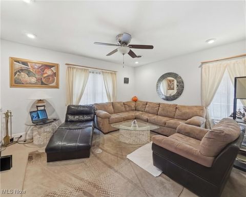 Tiny photo for 1214 E Market Street, Warren, OH 44483 (MLS # 5179064)