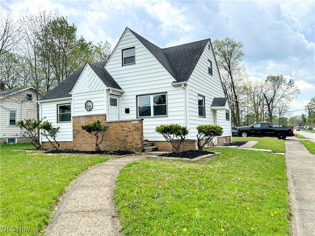 18419 Fairville Avenue, Cleveland, Ohio image 1