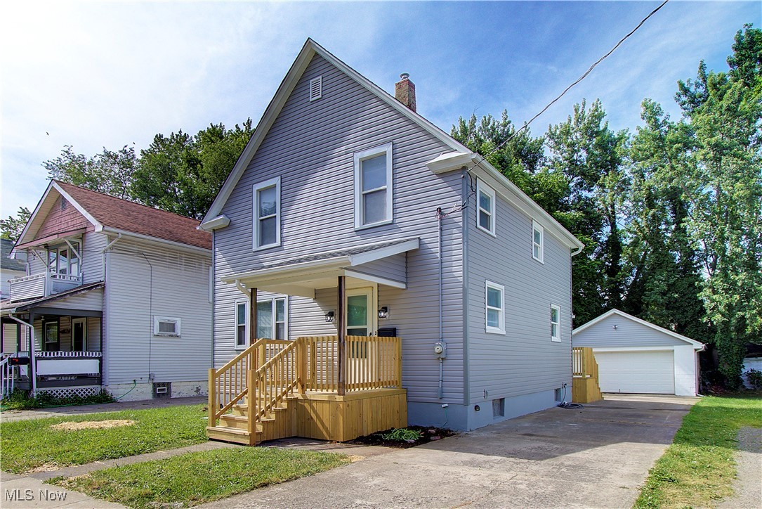 $1,200/month
$1,200 deposit
3 bedrooms | 1.5 bathrooms | Appliances included
Tenant pays all utilities
This spacious 3-bedroom colonial is move-in ready with a brand new roof (2024), updated electrical, Amish-installed vinyl siding, and all appliances provided. Enjoy a nice backyard — perfect for relaxing or entertaining.
$50 non-refundable application fee per adult.