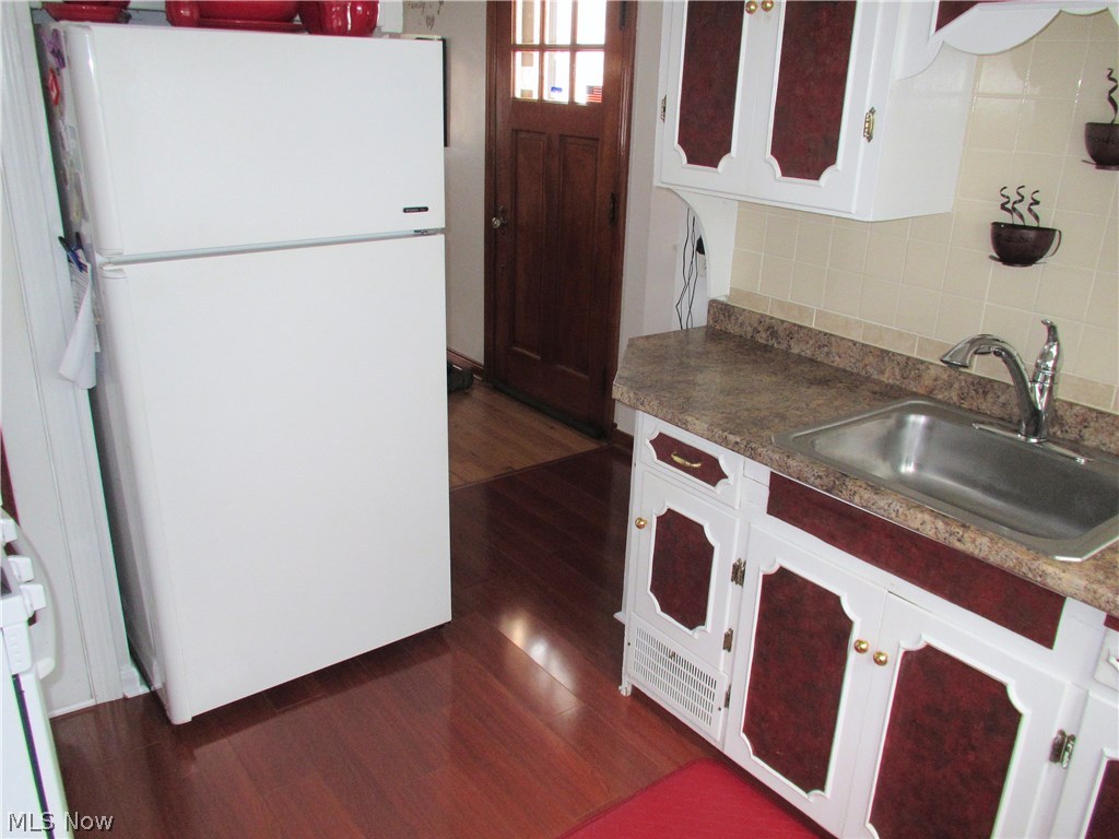 Park Estates Cos Turney Hlnds Su - Residential