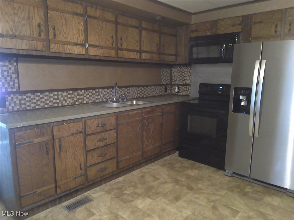 107 Thomas Boulevard, Massillon, Ohio image 8