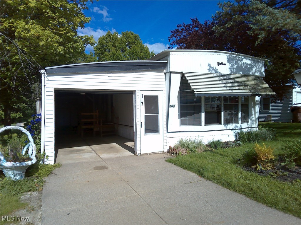 107 Thomas Boulevard, Massillon, Ohio image 2