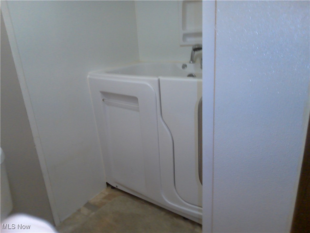 107 Thomas Boulevard, Massillon, Ohio image 22