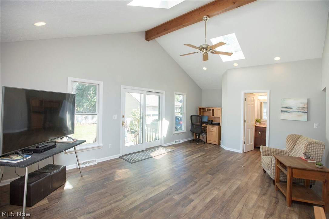 Beach Cliff 04 - Residential