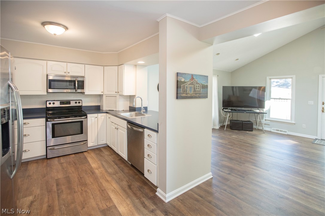 Beach Cliff 04 - Residential