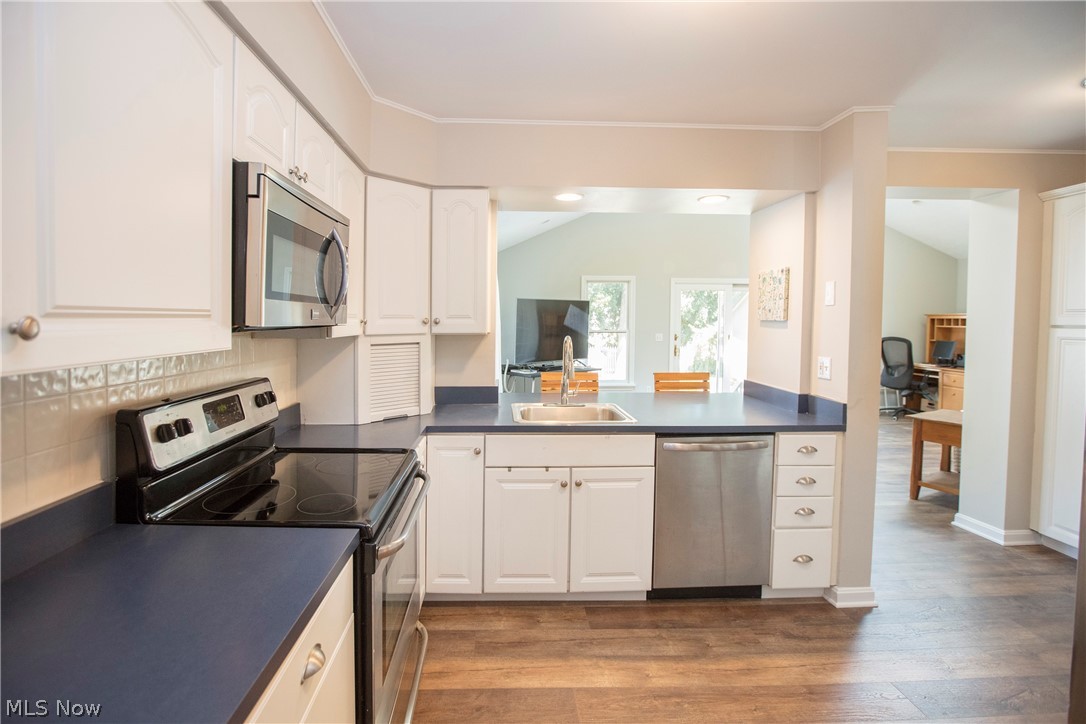 Beach Cliff 04 - Residential