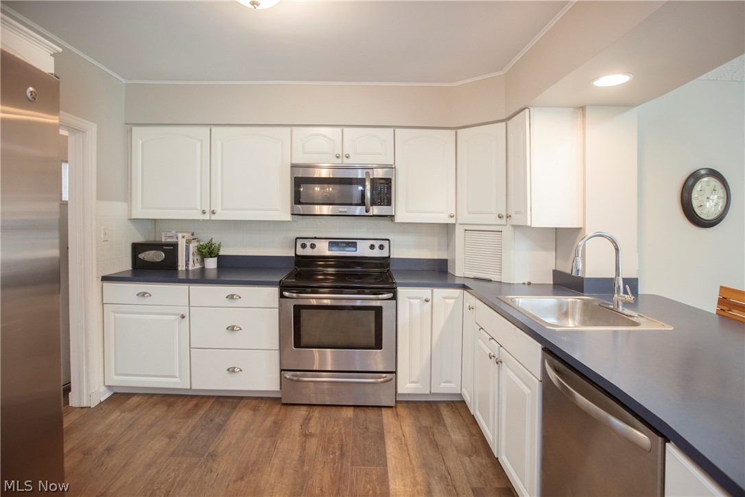 Beach Cliff 04 - Residential