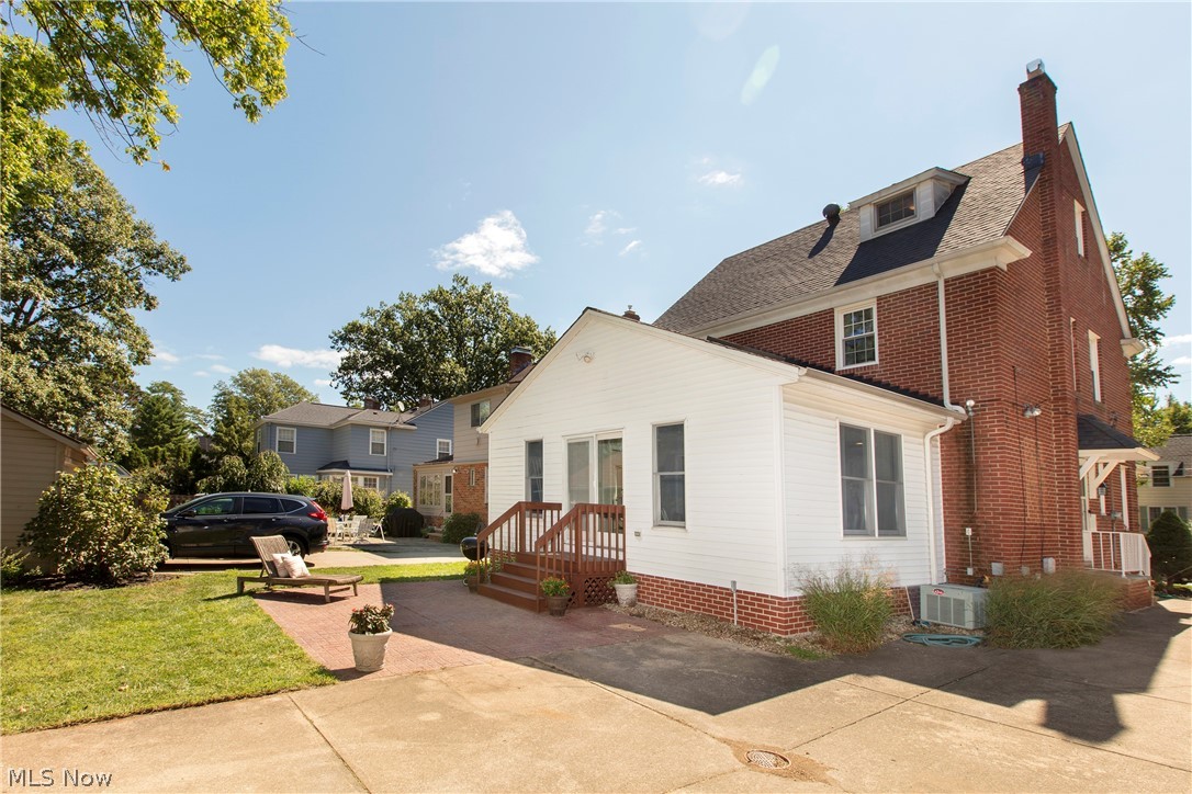 Beach Cliff 04 - Residential