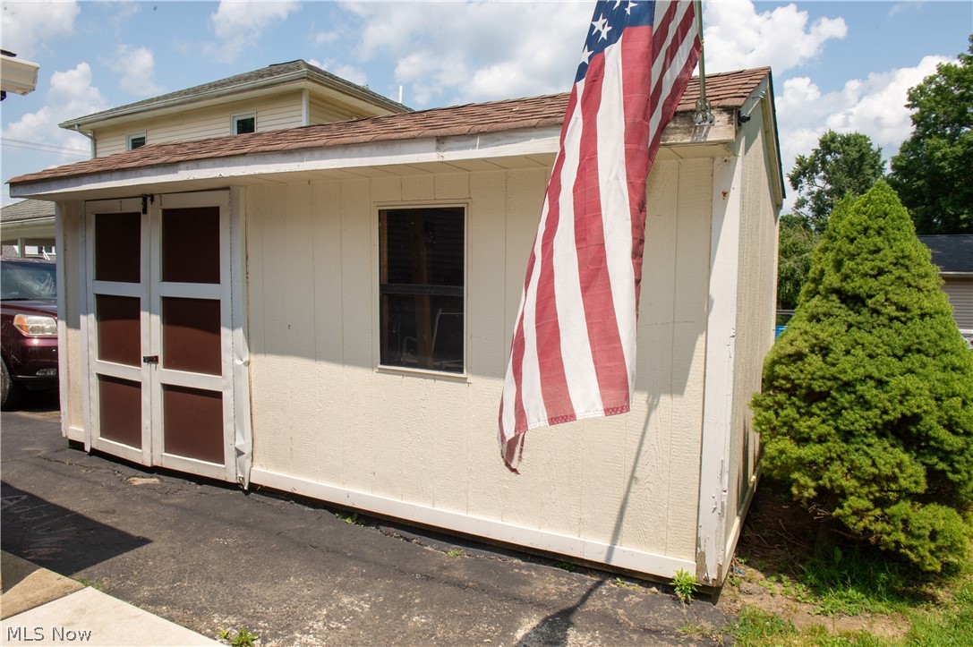 231 Princeton Avenue, Hubbard, Ohio image 37