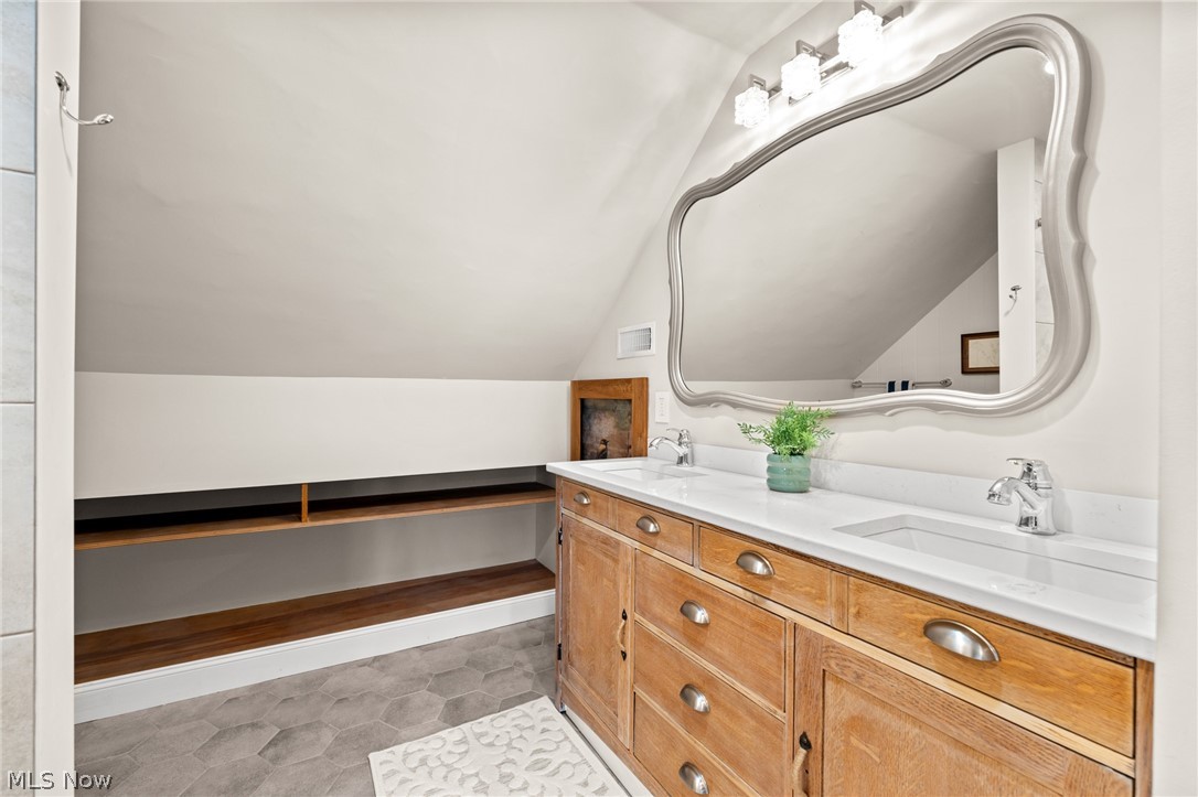 Lake Forest - Residential