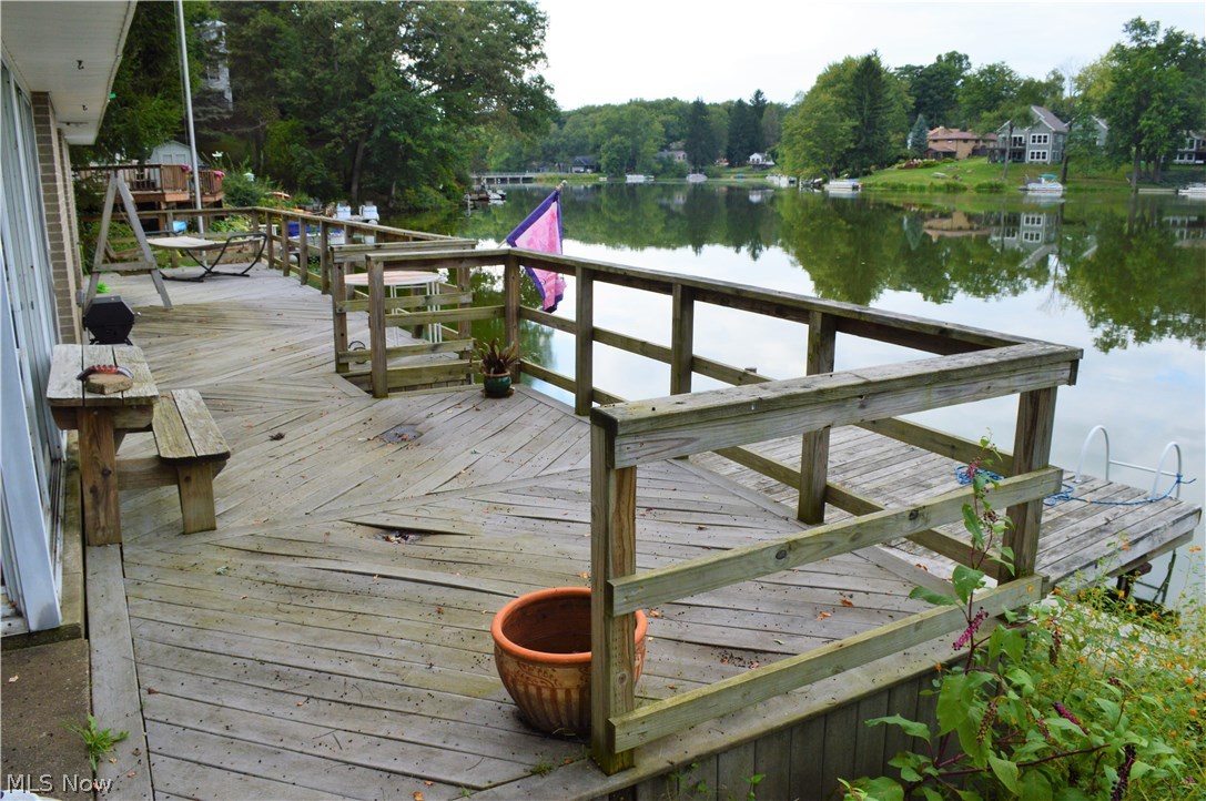 Willowdale Lake - Residential