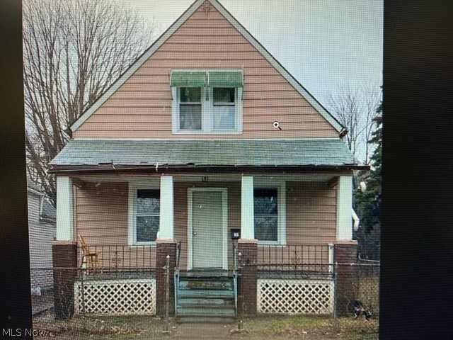 James M Hoyts - Residential