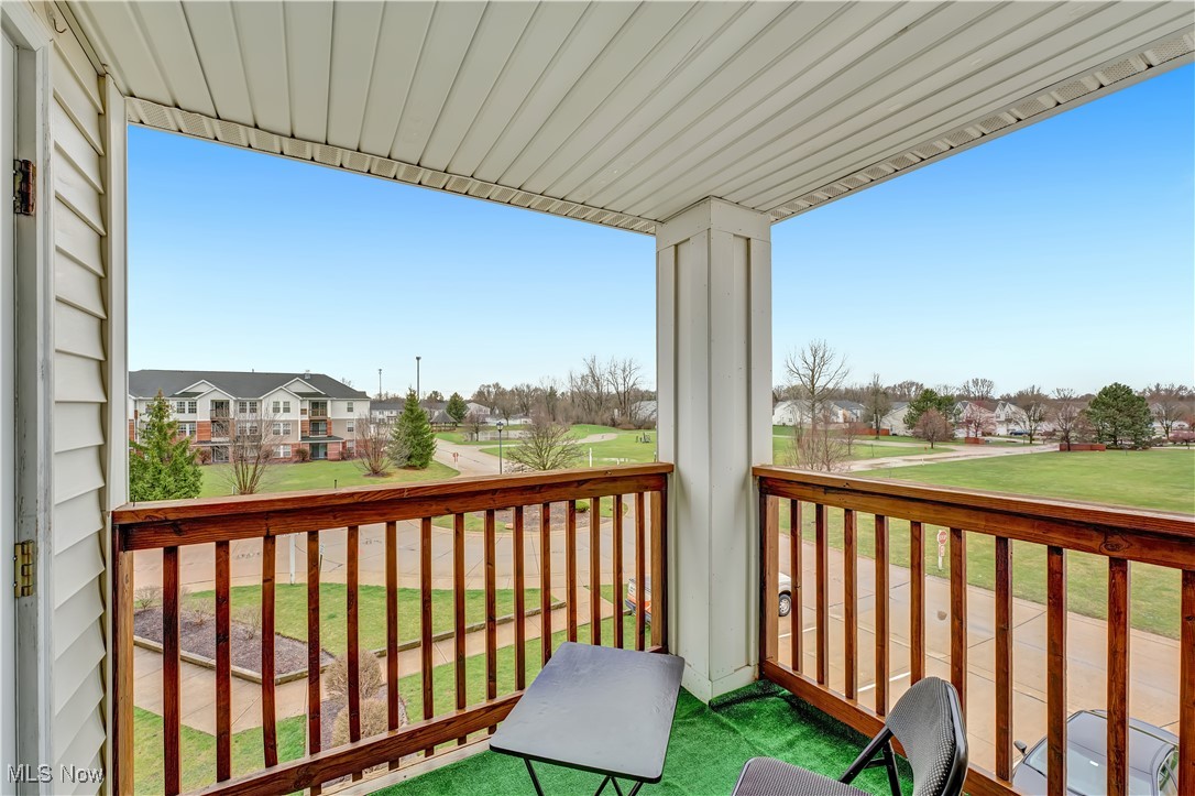 23003 Chandlers Lane #339, Olmsted Falls, Ohio image 24