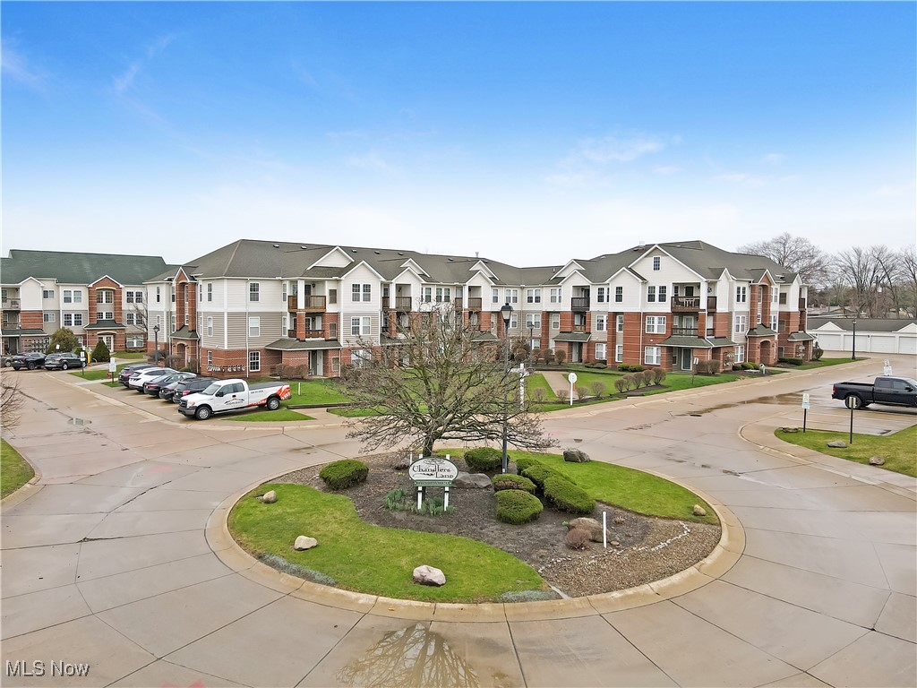 23003 Chandlers Lane #339, Olmsted Falls, Ohio image 6