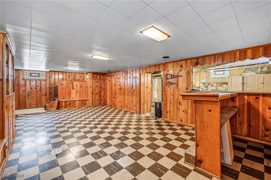 Warren Realty & Inv Cos Fairm - Residential