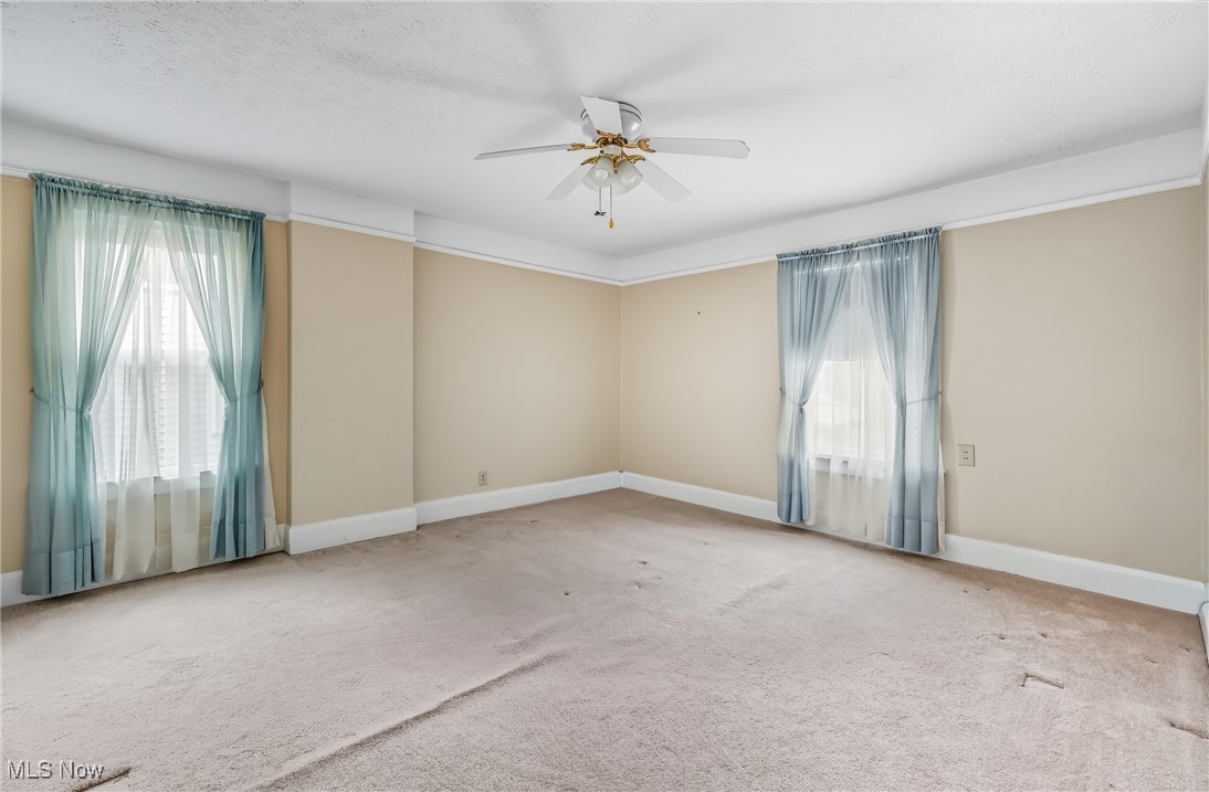 Warren Realty & Inv Cos Fairm - Residential