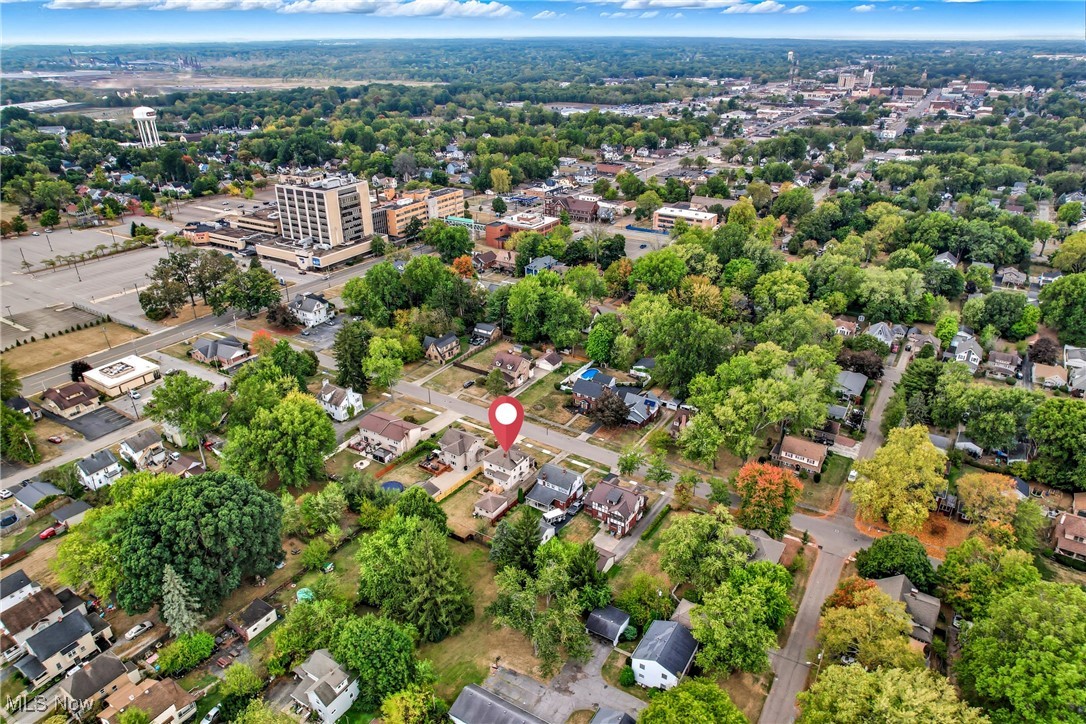Warren Realty & Inv Cos Fairm - Residential