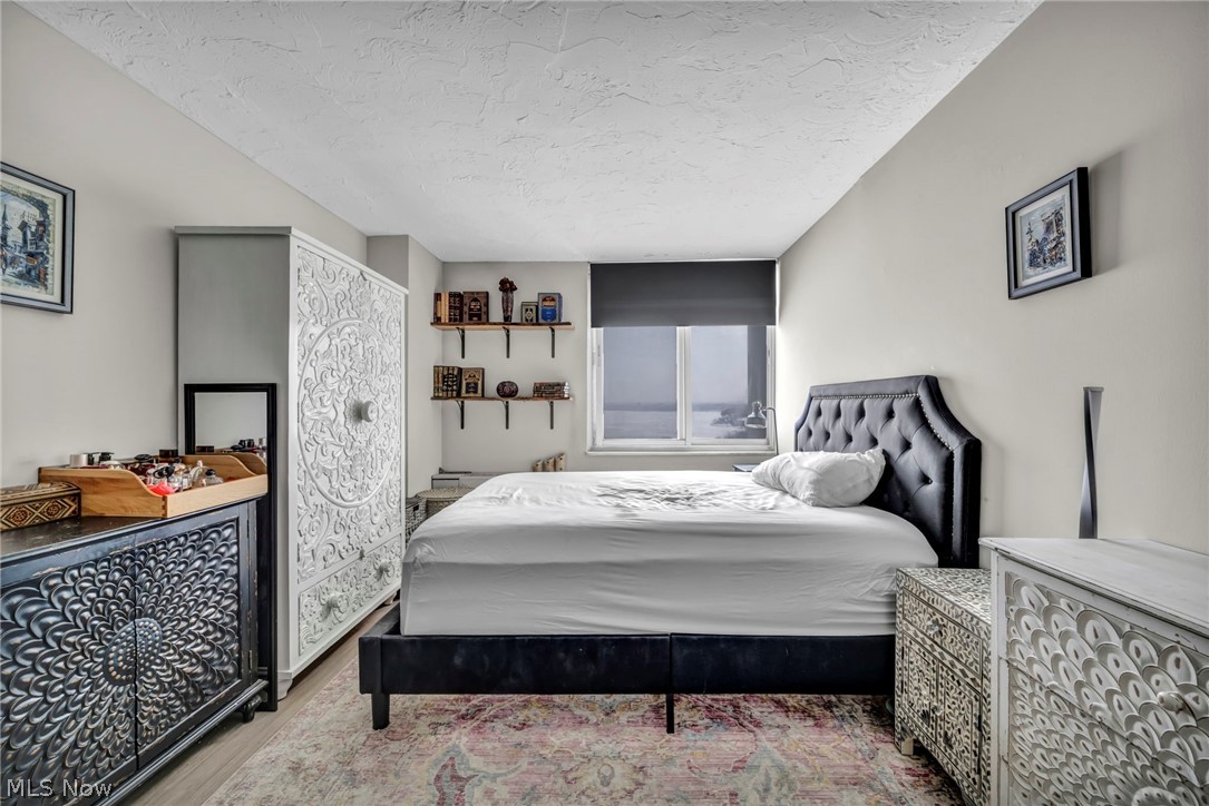 Carlyle Condos - Residential