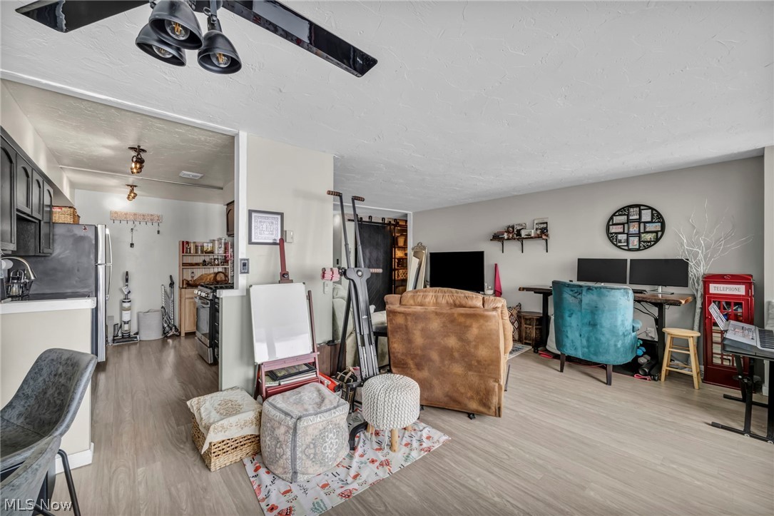 Carlyle Condos - Residential