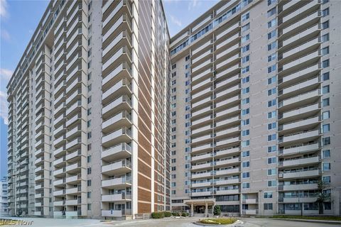 Condo For Sale - 12900 Lake Avenue #1127<br/> Lakewood, OH 44107