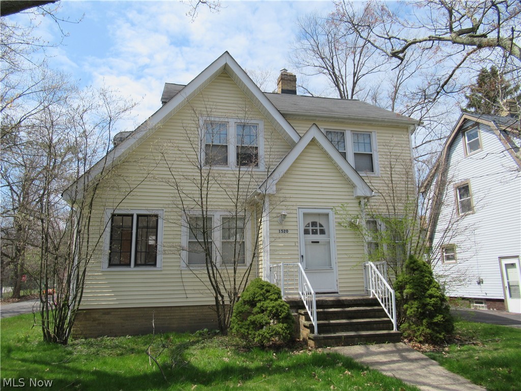 Maple Villa - Residential