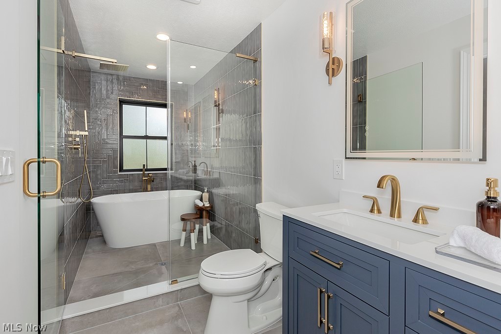 Elmwood Beach - Residential