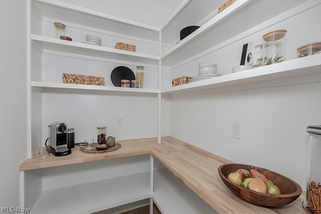 Elmwood Beach - Residential