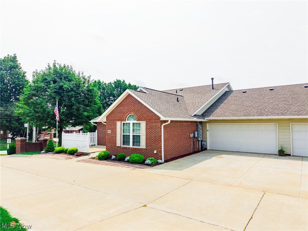 205 Greenbriar Lane