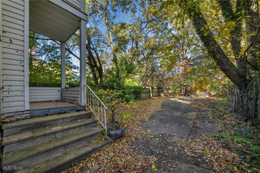 David J Crockers - Residential Income