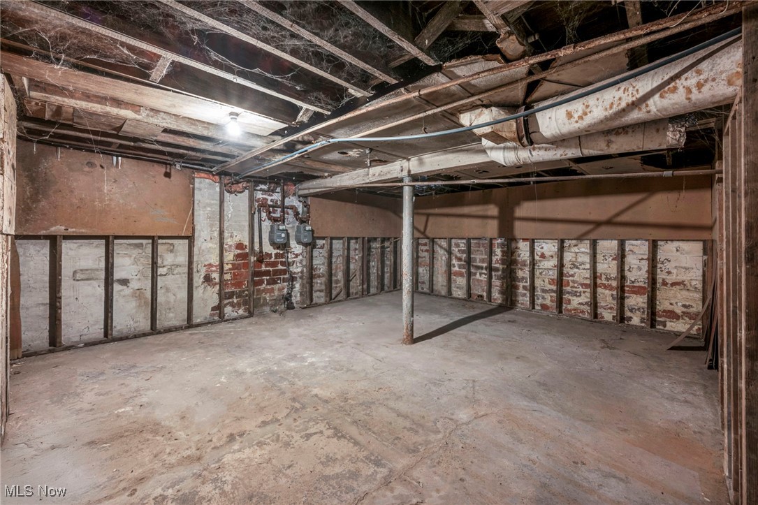 David J Crockers - Residential Income